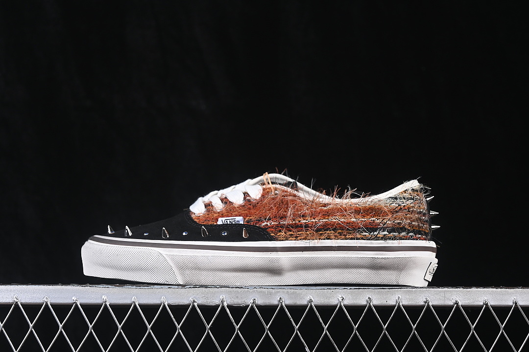 PREMIUM AUTHENTIC 44 CASUAL SNEAKERS BROWN/COFFEE · VN000DB8BML, photo 1