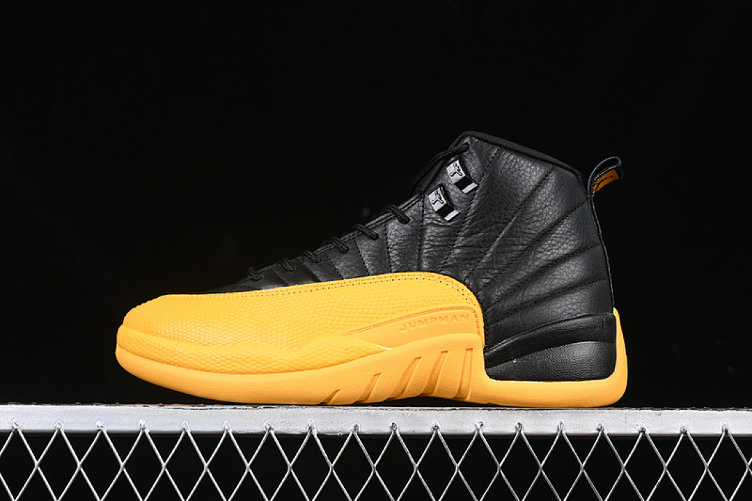 Jordan AIR Jordan 12 RETRO BLACK/BLACK/UNIVERSITY GOLD · 130690-070, photo 1