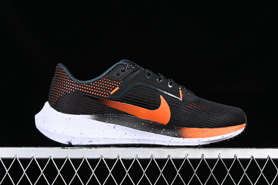 Nike [FQ8723-010]-[AIR ZOOM PEGASUS 40 BLACK/KHAKI/DEEP JUNGLE/SAFETY ORANGE]-[MAN:39-46] - Image 16