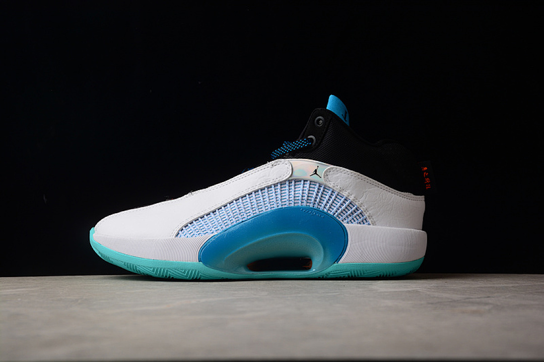 Jordan [CZ8153-100]-[GUO AILUN X AIR JORDAN 35 GC PF MORPHO WHITE/BLACK/LASER BLUE/METALLIC (SILVER]), photo 1