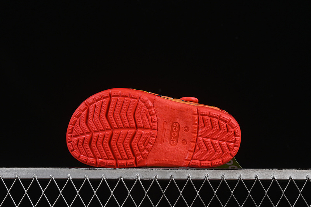 Crocs [CARS X CROCS CLASSIC CLOG RED]-[WOMAN:25-36] - Image 8