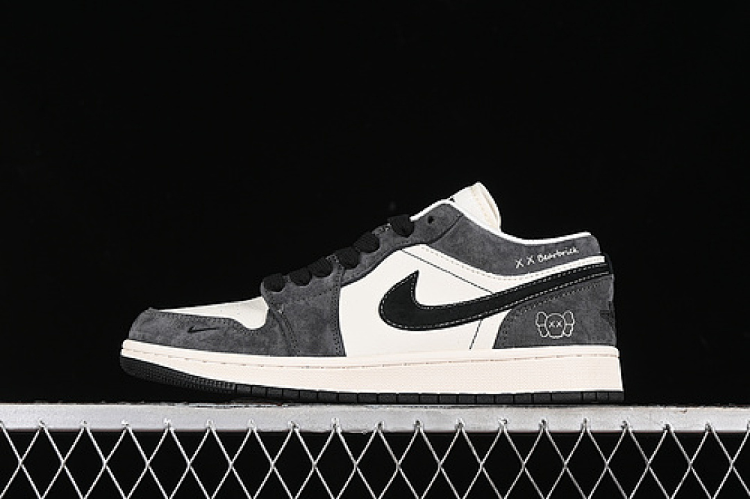 Jordan [SJ9950-016]-[AIR JORDAN 1 LOW WHITE/GREY/BLACK]-[WOMAN:36-39]-[MAN:40-45], photo 1