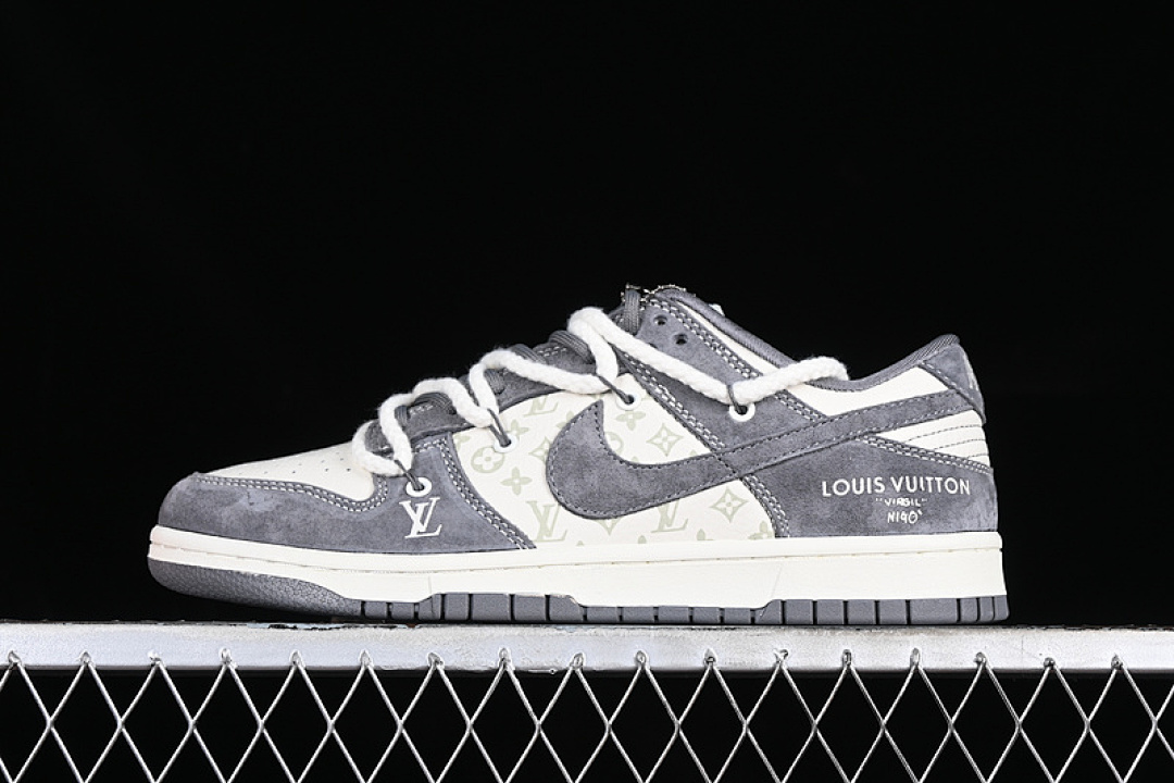 Unbranded [FC1688-138]-[SB DUNK LOW L*V WHITE/GREY]-[WOMAN:36-39]-[MAN:40-45], photo 1