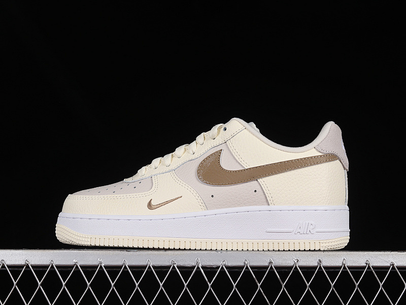 Nike Nike AIR FORCE 1 LOW 07 FOSSIL GREY/BEIGE/BROWN · FB8483-100, photo 1
