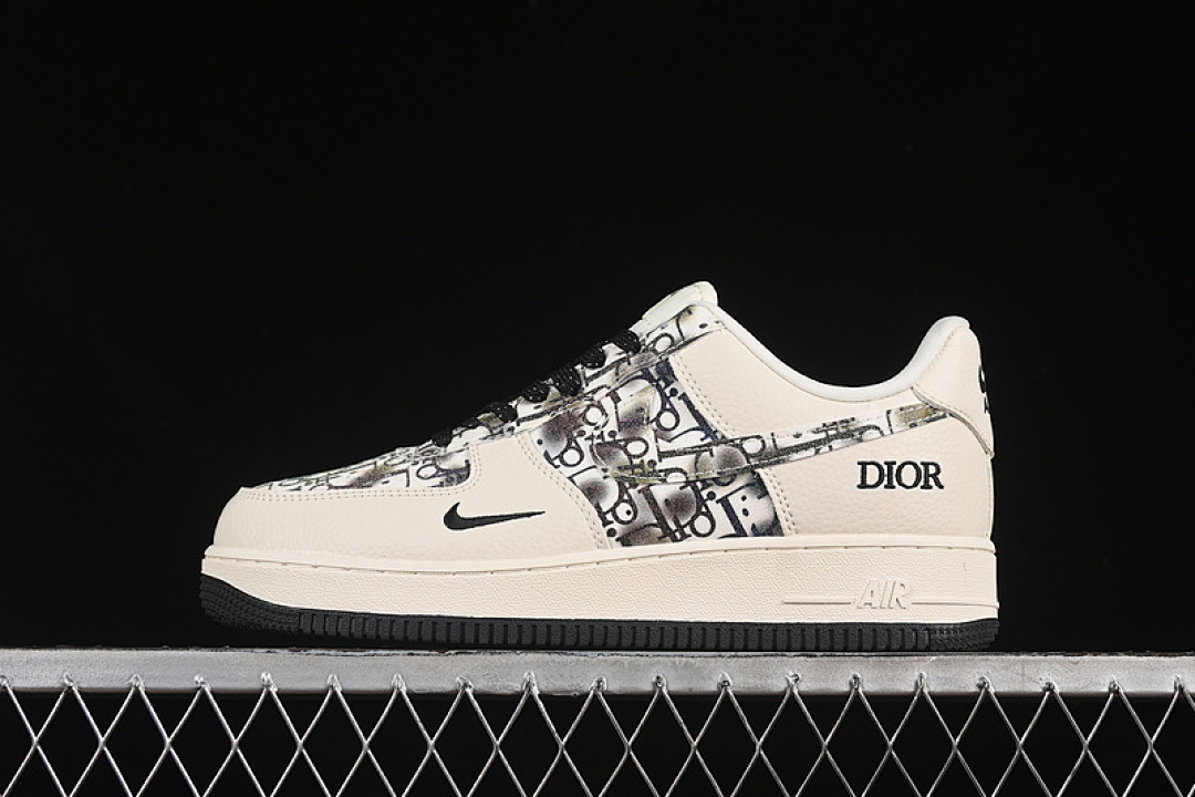 Nike Nike AIR FORCE 1 07 LOW GREY/BLACK/BEIGE · DF0188-064, photo 1
