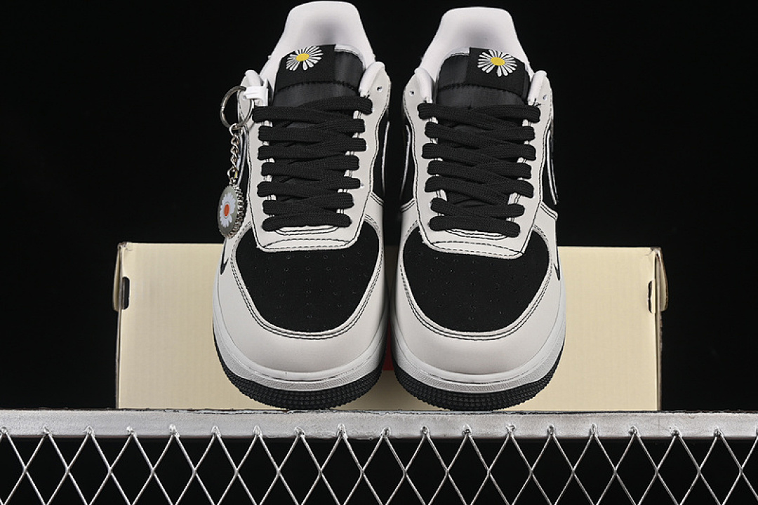 Nike [DF0188-055]-[AIR FORCE 1 07 LOW GREY/BLUE]-[WOMAN:36-39]-[MAN:40-45] - Image 13