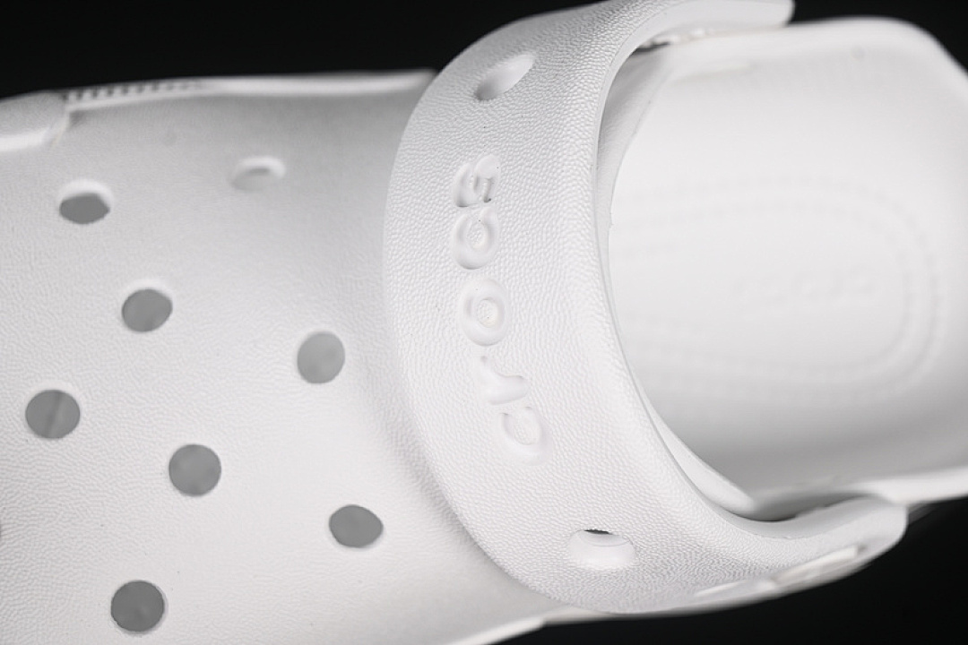 Crocs [CROCS BUBBLE CRUSH REFLECTOR CLASSIC SIMPLE CASUAL BEACH HOLE SLIPPERS SANDALS WHITE/BLACK] - Image 4
