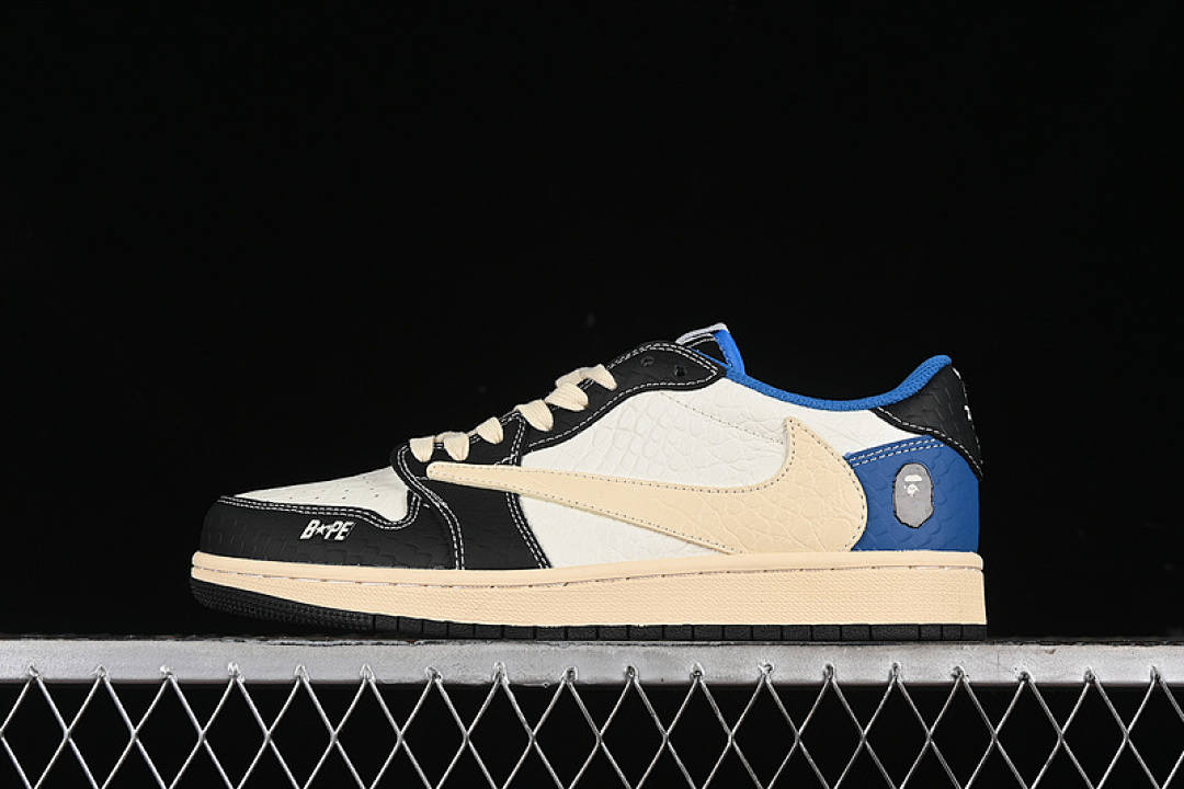 Jordan [XZ2828-001]-[TRAVIS SCOTT X FRAGMENT DESIGN AIR JORDAN 1 LOW OG SP BLUE/BEIGE/WHITE/BLACK], photo 1