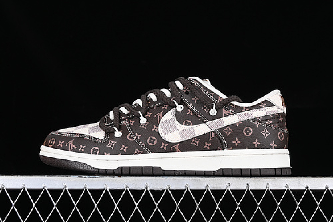 Unbranded [FC1688-156]-[DUNK LOW L*V GREY/BROWN]-[WOMAN:36-39]-[MAN:40-45], photo 1