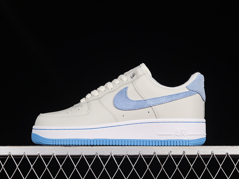 Nike Nike AIR FORCE 1 LOW 07 LXX SUMMIT WHITE/UNIVERSITY BLUE · DX1193-100, photo 1