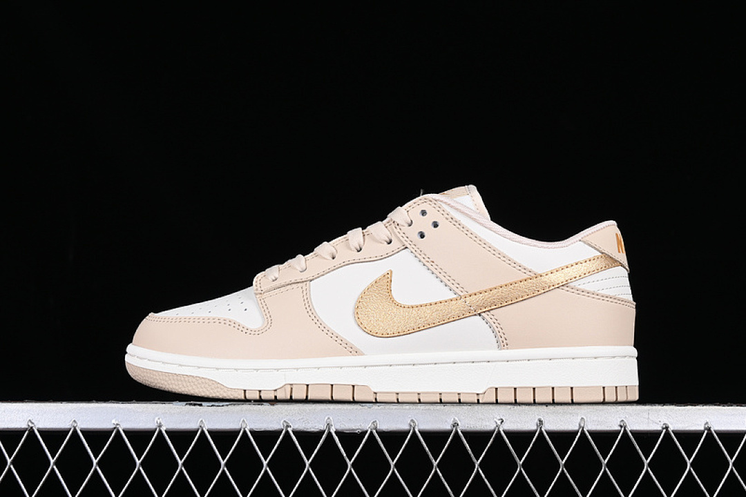 Nike DUNK LOW GOLD SWOOSH PHANTOM/METALLIC GOLD/SANDDRIFT/SAIL · DX5930-001, photo 1