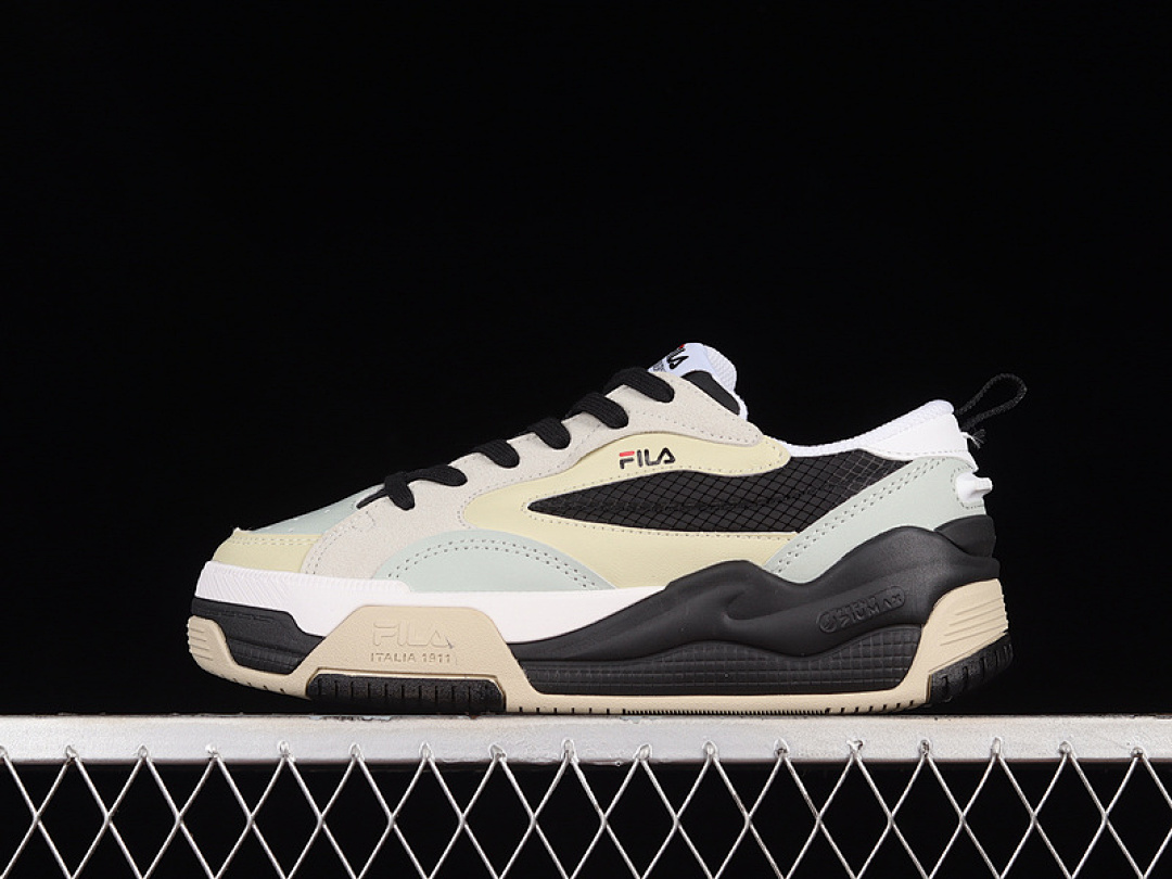Fila [F12W241603FWB]-[FI*LA 2022 CASUAL SHOES BEIGE/BLACK/WHITE]-[WOMAN:35.5-39]-[MAN:40-44], photo 1
