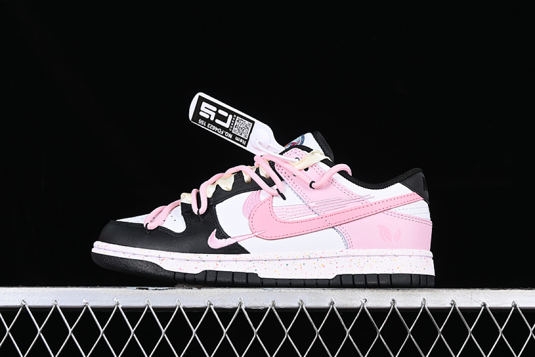 Unbranded [FD4623-155]-[DUNK LOW MULTI COLOR WHITE/BLACK/PINK]-[WOMAN:36-40], photo 1