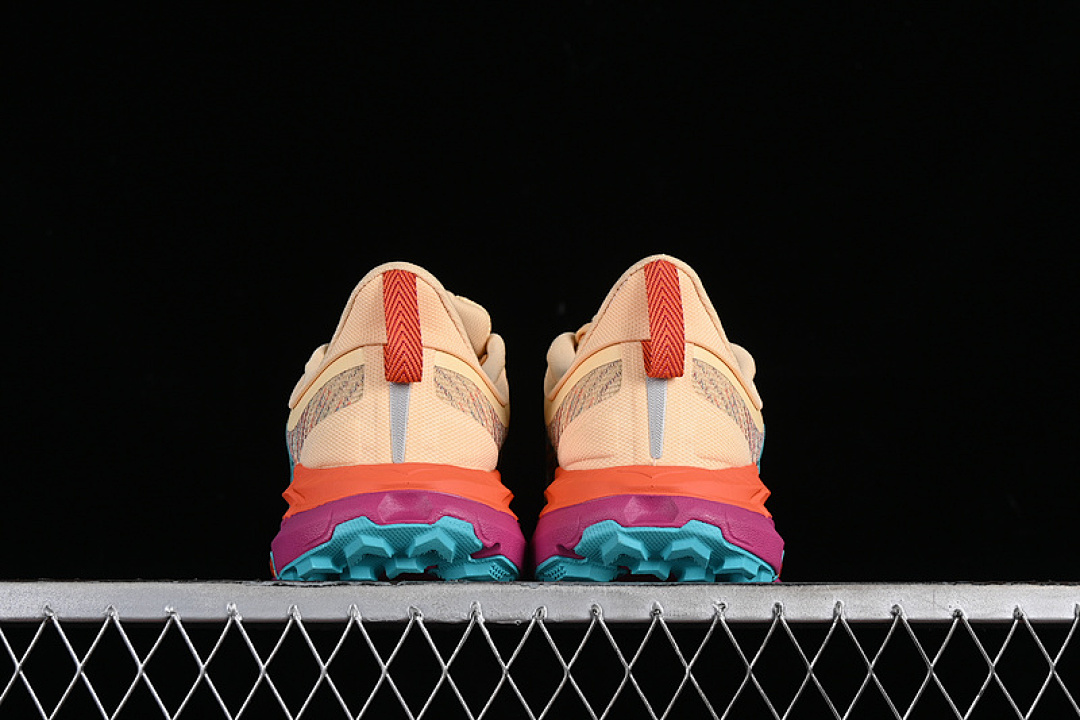 Hoka [1129930 IFLM]-[HOKA ONE MAFATE SPEED 4 YELLOW/ORANGE]-[WOMAN:36-39]-[MAN:40-45] - Image 14
