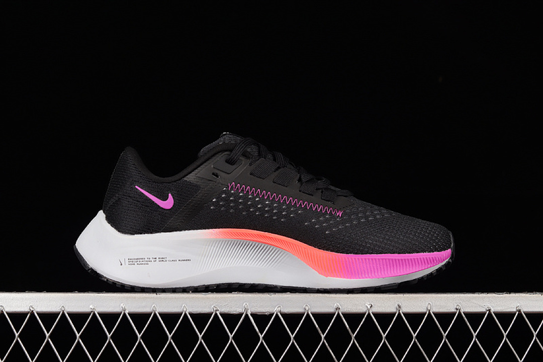 Nike [CW7356-011]-[AIR ZOOM PEGASUS 38 BLACK/OFF-NOIR/HYPER VIOLET/FLASH CRIMSON]-[MAN:39-45] - Image 15