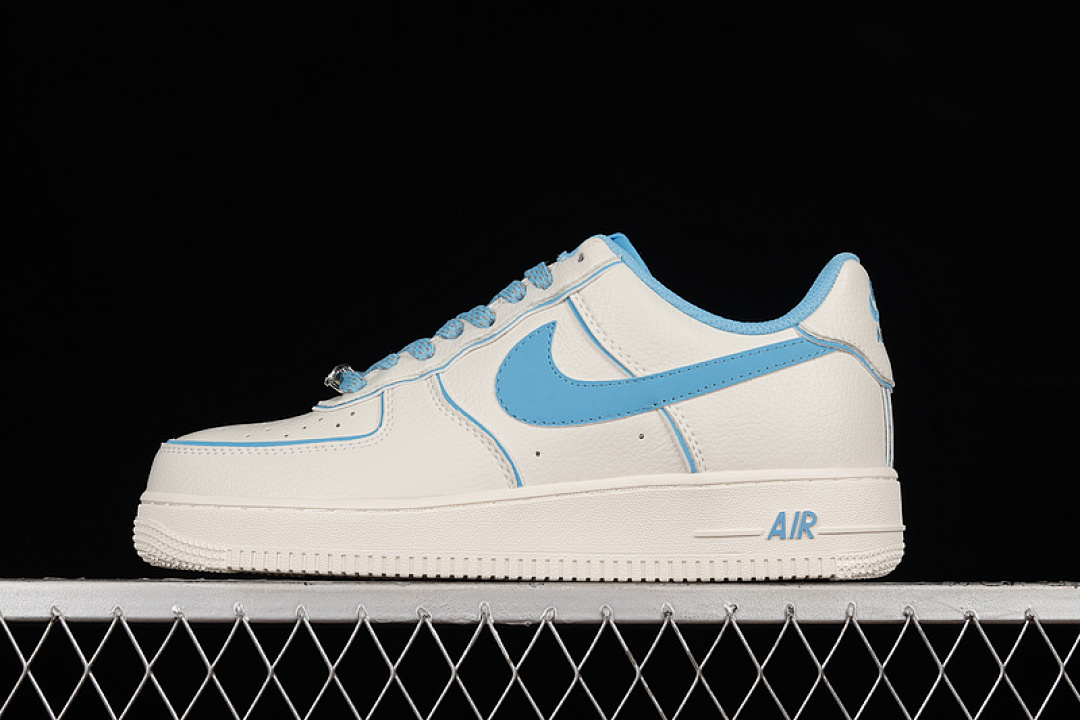 Nike Nike AIR FORCE 1 LOW 07 SU19 WHITE/WHITE/SKY BLUE · UH8958-066, photo 1