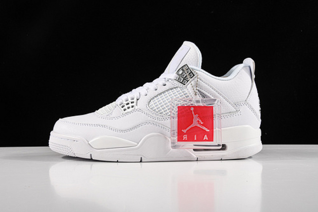 Jordan [308497-100]-[AIR JORDAN 4 RETRO PURE MONEY WHITE/METALLIC SILVER]-[MAN:40-46], photo 1