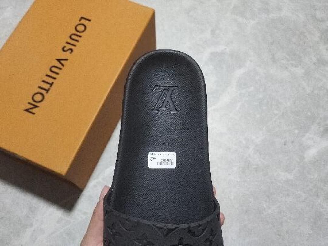 Louis Vuitton [L*V WATERFRONT SLIPPERS BLACK/BLACK/BLACK]-[WOMAN:35-39]-[MAN:40-45] - Image 5