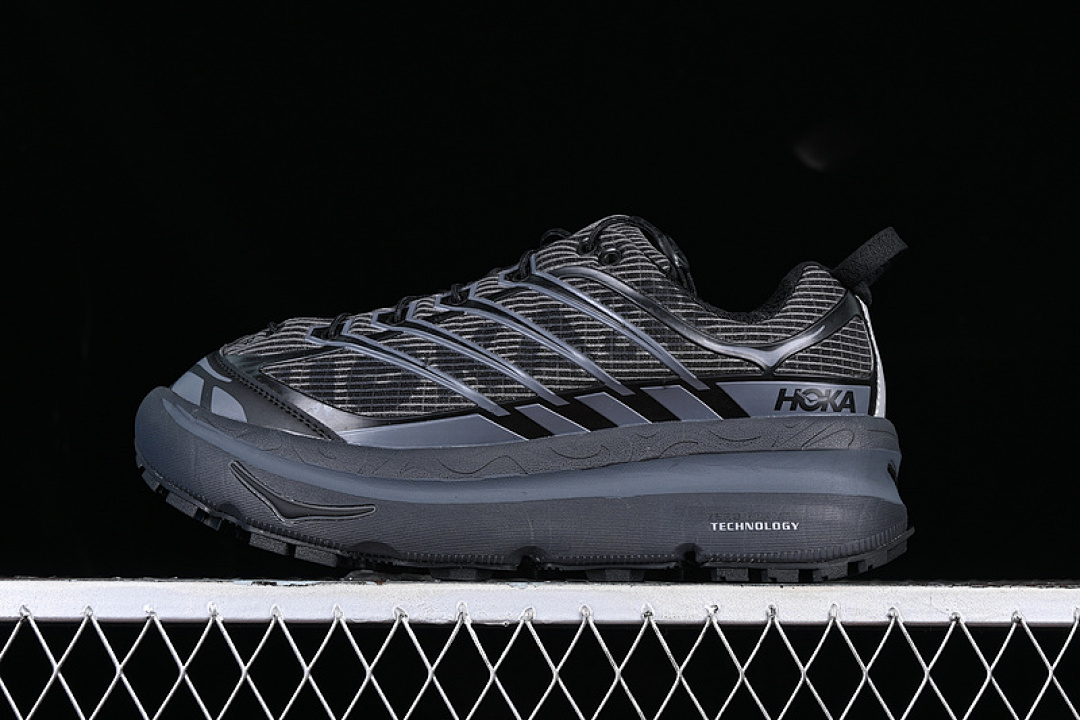Hoka [1129971 BBLC]-[HOKA ONE MAFATE ORIGINS BLACK/SILVER]-[WOMAN:36-39]-[MAN:40-45], photo 1