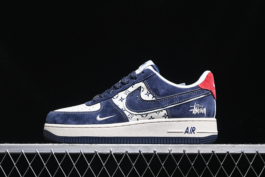Nike [XZ6188-350]-[AIR FORCE 1 07 LOW WHITE/BLUE/RED]-[WOMAN:36-39]-[MAN:40-45], photo 1
