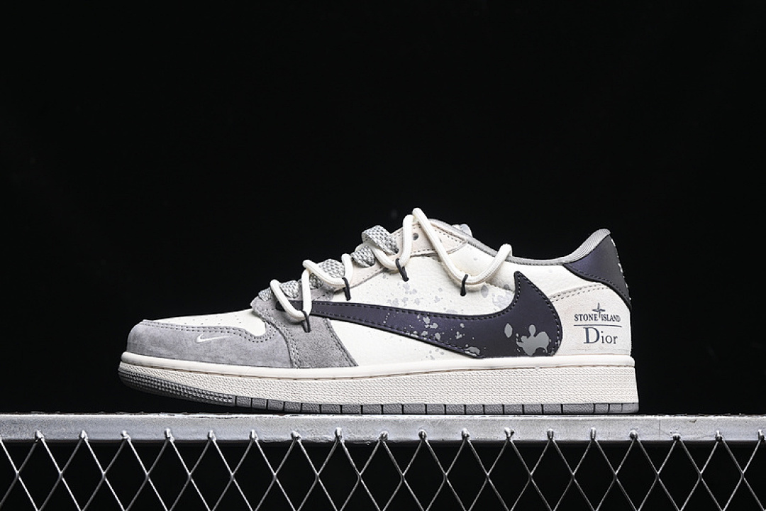 Jordan [DM9288-002]-[TRAVIS SCOTT X FRAGMENT DESIGN AIR JORDAN 1 LOW OG SP WHITE/BLACK/GREY]-[36-45], photo 1