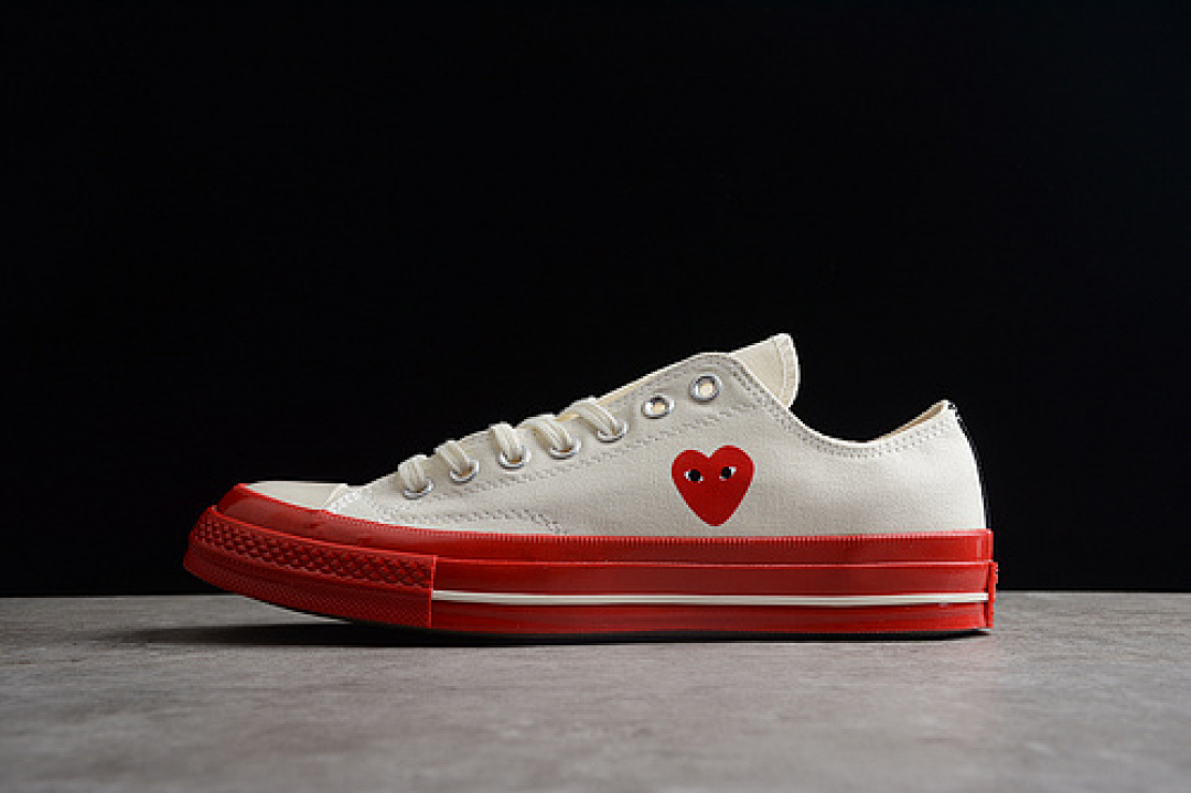 Converse Converse COMME DES GARÇONS PLAY X CHUCK 70 LOW PRISTINE/RED/EGRET · A01796C, photo 1