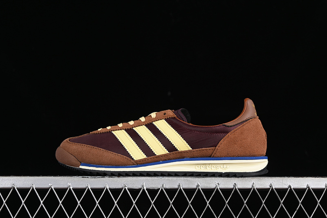 Unbranded [IE3425]-[ORIGINALS SL 72 MAROON/ALMOST YELLOW/PRELOVED BROWN]-[WOMAN:36-39]-[MAN:40-45], photo 1