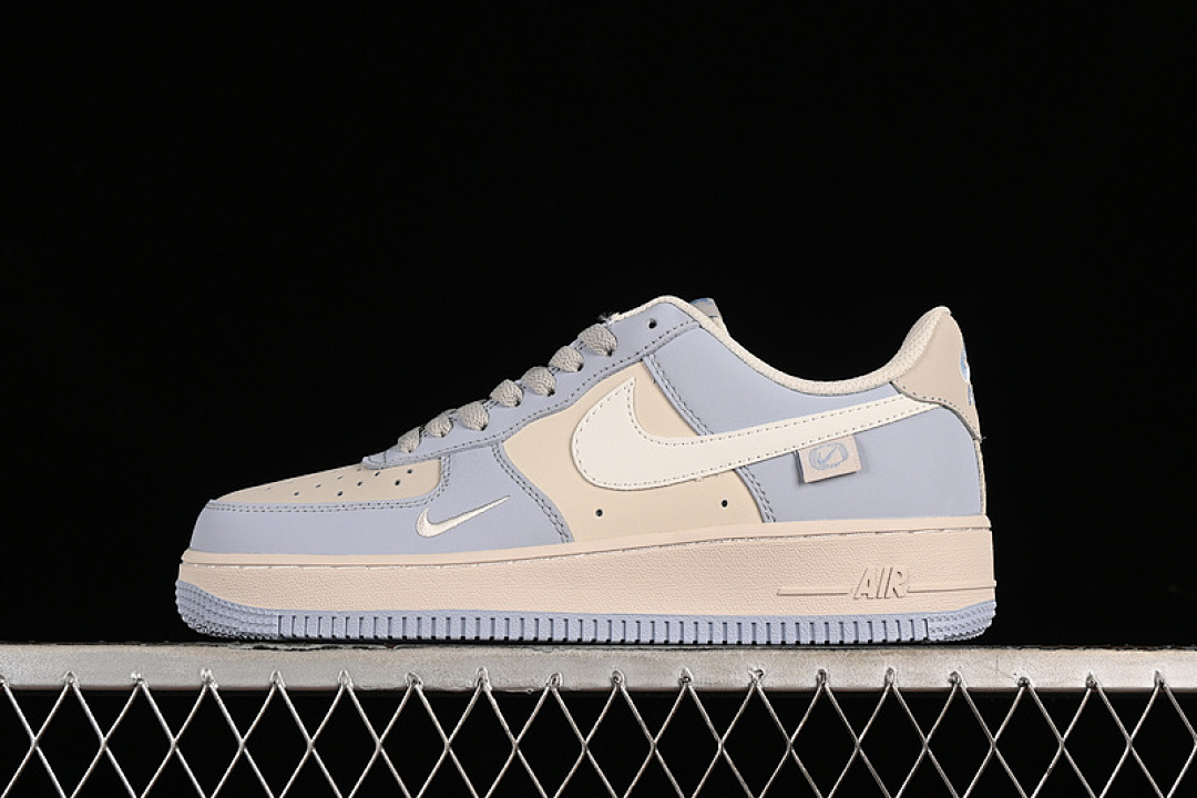 Nike [DB3301-199]-[AIR FORCE 1 07 LOW YELLOW/BLUE]-[WOMAN:36-39]-[MAN:40-45], photo 1