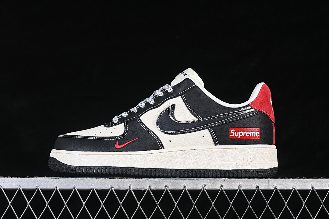 Nike Nike AIR FORCE 1 07 LOW SUPREME WHITE/BLACK/RED · DF0188-106, photo 1
