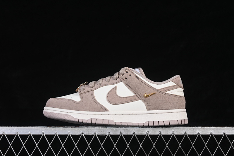 Nike SB DUNK LOW LOW-TOP CASUAL SNEAKERS · DG1988-013, photo 1