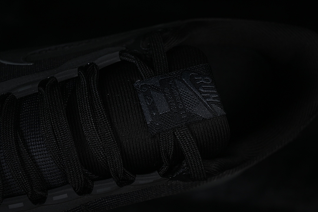 Nike [HQ7002-001]-[VOMERO 18 GORE-TEX BLACK/ANTHRACITE]-[WOMAN:36-39]-[MN:40-46] - Image 9