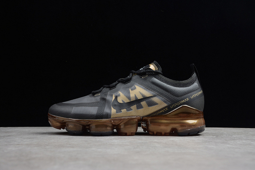 Unbranded [AR6631-002]-[AIR VAPORMAX 2019 BLACK/BLACK-METALLIC GOLD]-[MAN:39-45]-[1-110], photo 1