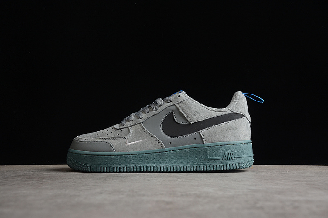 Nike [DD6709-002]-[AIR FORCE 1 LOW CUT OUT SWOOSH GREY/BLACK/GREEN]-[WOMAN:36-39]-[MAN:40-45], photo 1