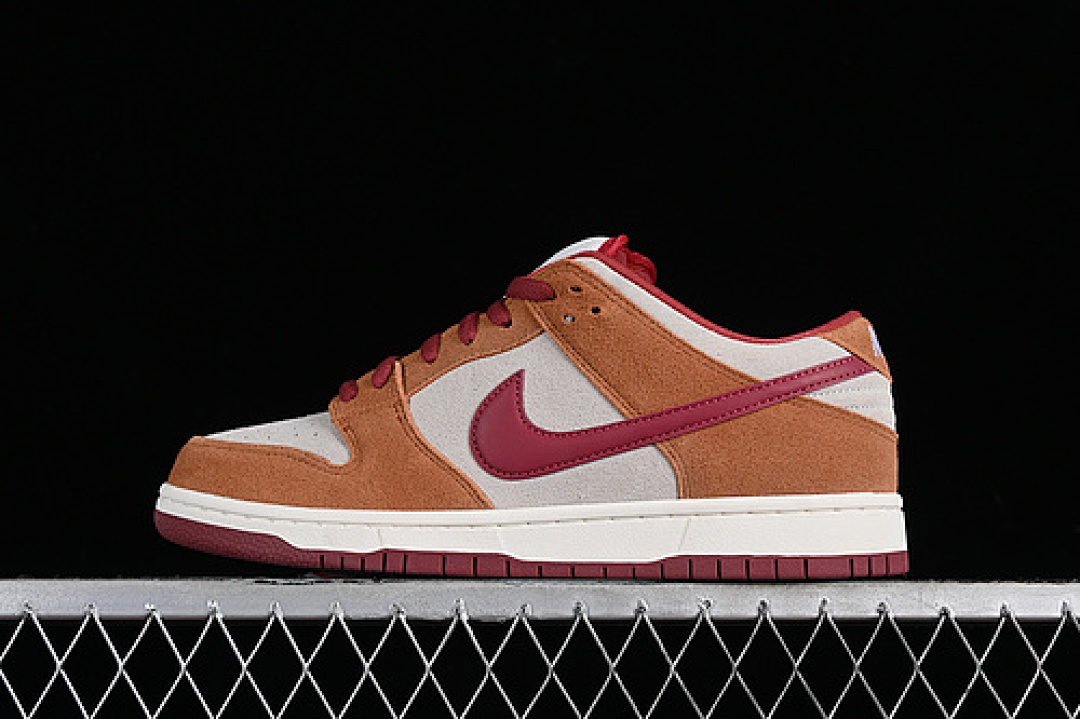 Unbranded [BQ6817-202]-[SB DUNK LOW PRO DARK RUSSET/CEDAR-SUMMIT WHITE]-[WOMAN:36-39]-[MAN:40-48.5], photo 1
