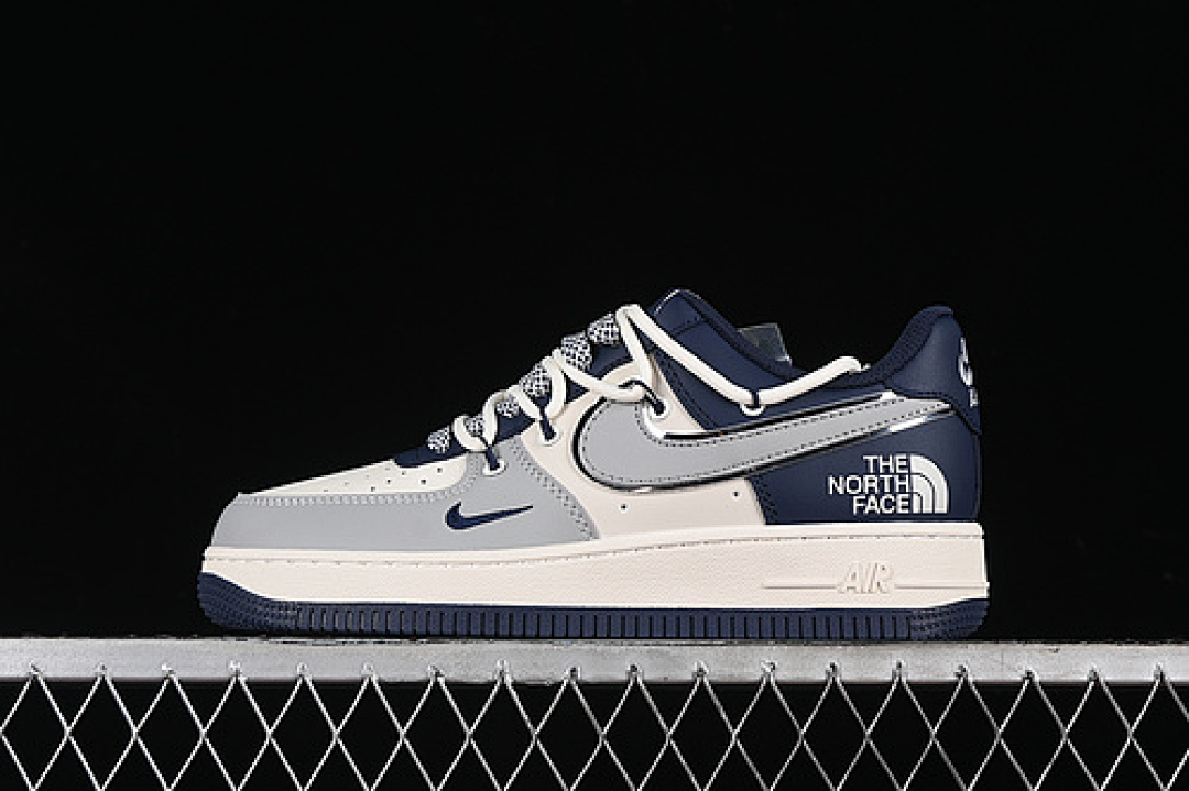 Nike Nike AIR FORCE 1 07 LOW GREY/BLUE · SJ1198-700, photo 1