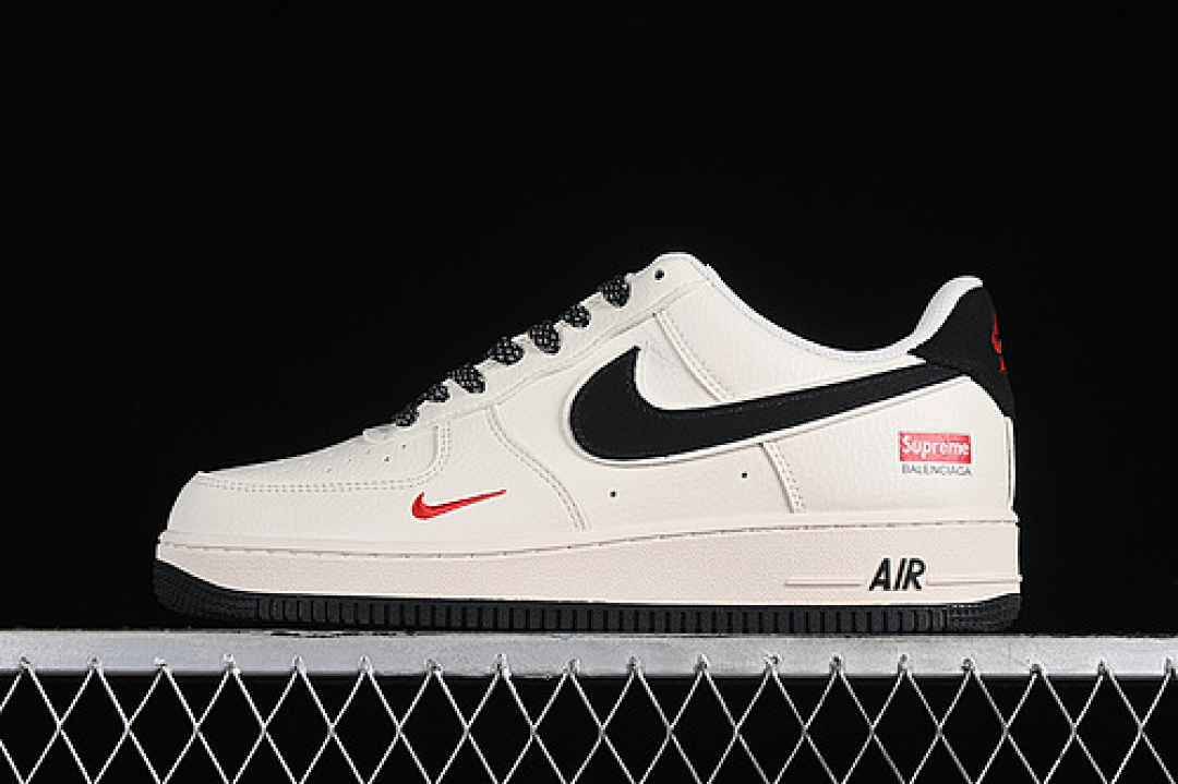 Nike [CW2288-111]-[AIR FORCE 1 07 LOW BLACK/GREY/RED]-[WOMAN:36-39]-[MAN:40-45], photo 1