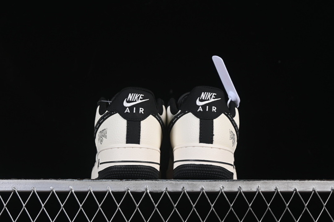 Nike [XD2588-611]-[AIR FORCE 1 07 LOW CASUAL SNEAKERS BLACK/WHITE/GREY]-[WOMAN:36-39]-[MAN:40-45] - Image 13