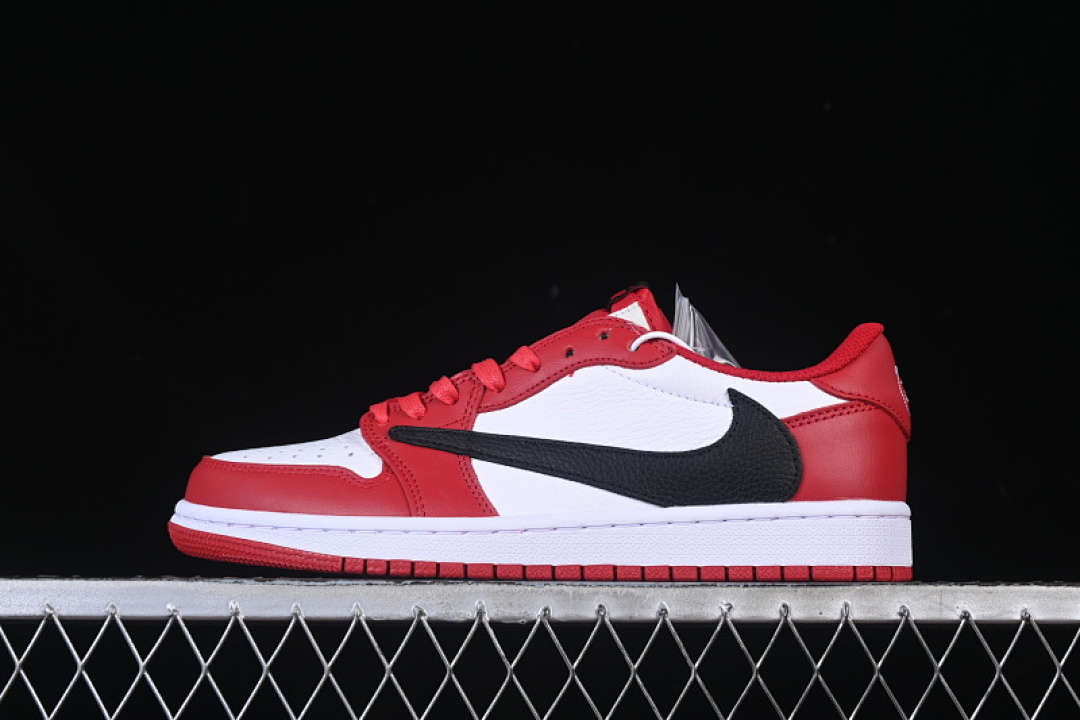 Jordan [DM7866-101]-[TRAVIS SCOTT X AIR JORDAN 1 LOW OG WHITE/BLACK/RED]-[WOMAN:36-39]-[MAN:40-47.5], photo 1