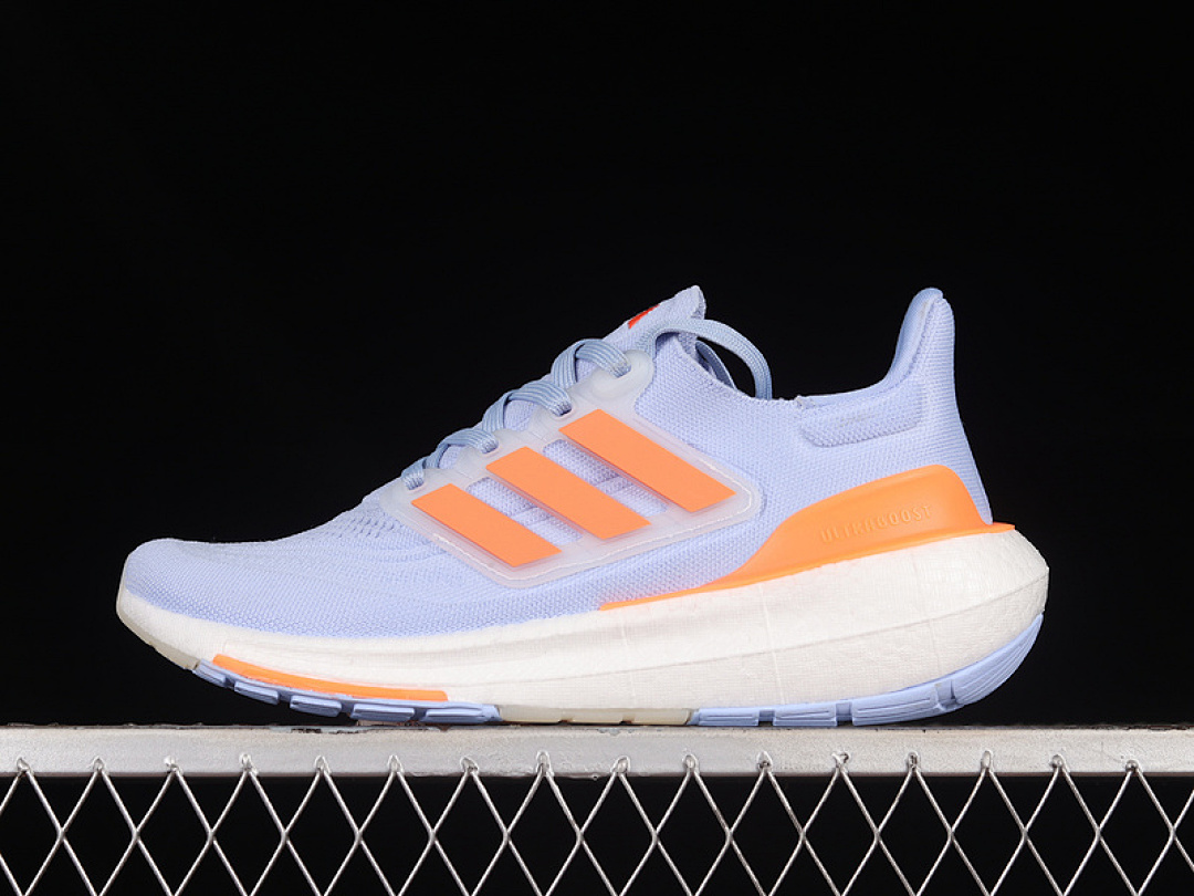 On Running [HQ6347]-[ULTRABOOST LIGHT BLUE DAWN/CORAL FUSION/BLUE FUSION]-[WOMAN:36-39]-[MAN:40-45], photo 1