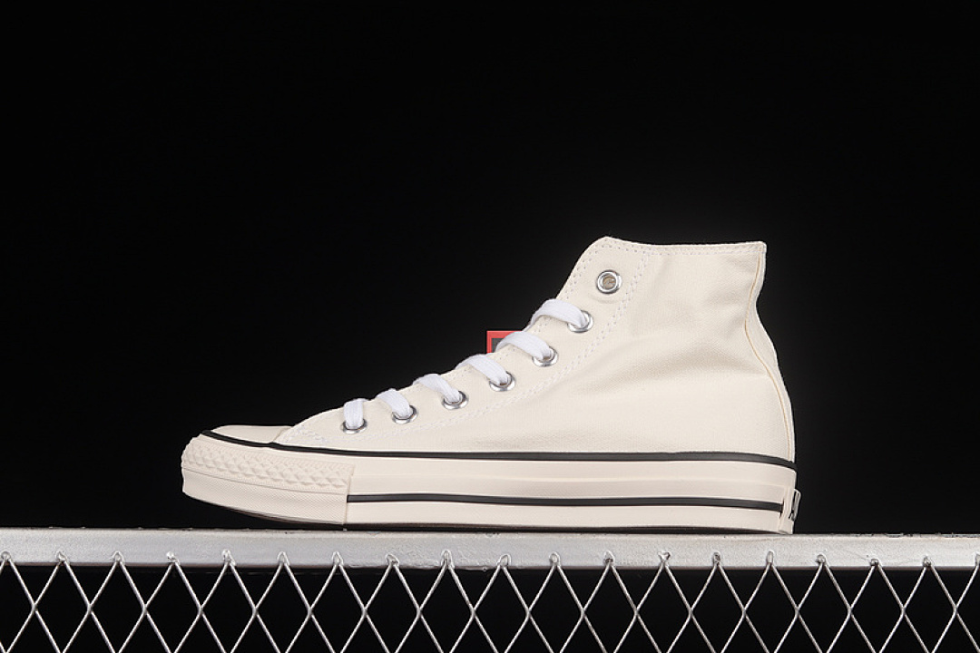Converse [CHUCK TAYLOR ALL STAR J 1980S HIGH WHITE/BEIGE/BLACK]-[WOMAN:35-39]-[MAN:40-44], photo 1