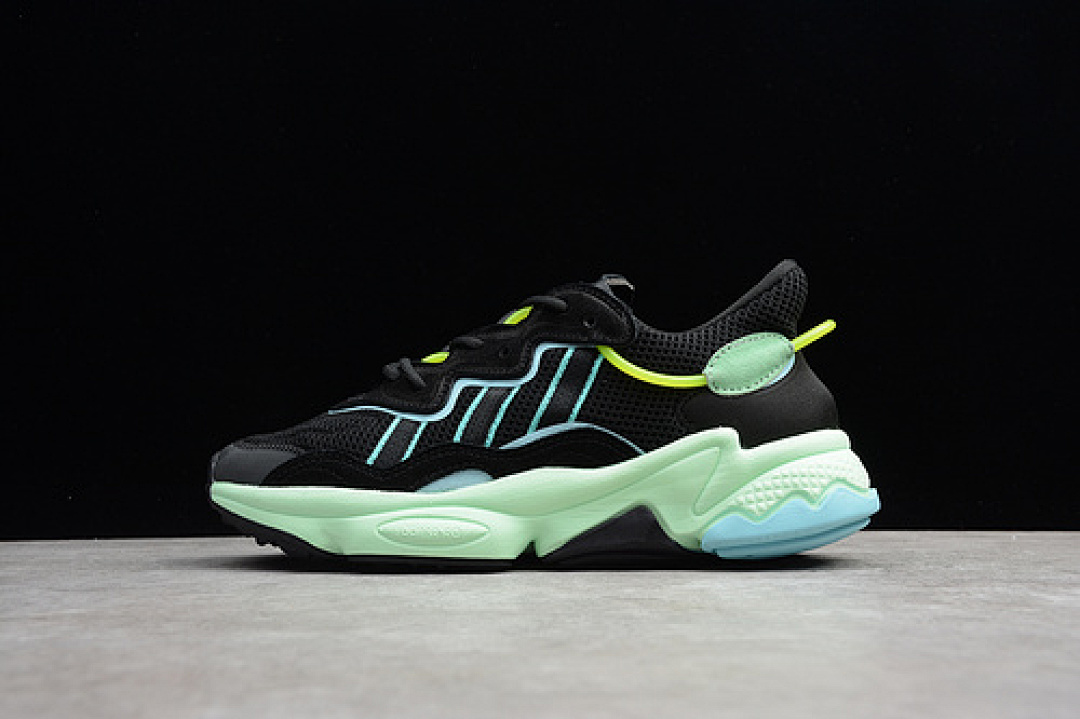 Unbranded [59-57-66]-[EE7001]-[OZWEEGO SHOES CORE BLACK/FLUORESCENT BLUE]-[WOMAN:36-39]-[MAN:40-45], photo 1