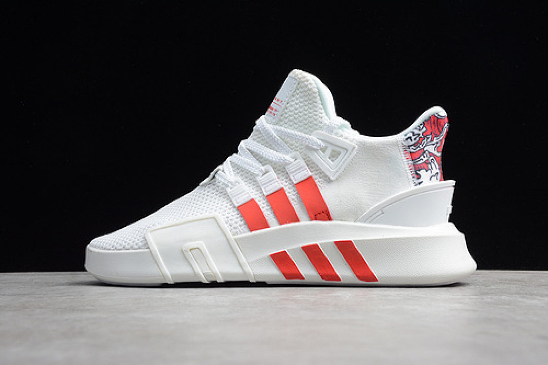 Unbranded [FU9395]-[EQT BASK ADV CLOUD WHITE/UNIVERSITY RED]-[WOMAN:36-39]-[MAN:40-45], photo 1