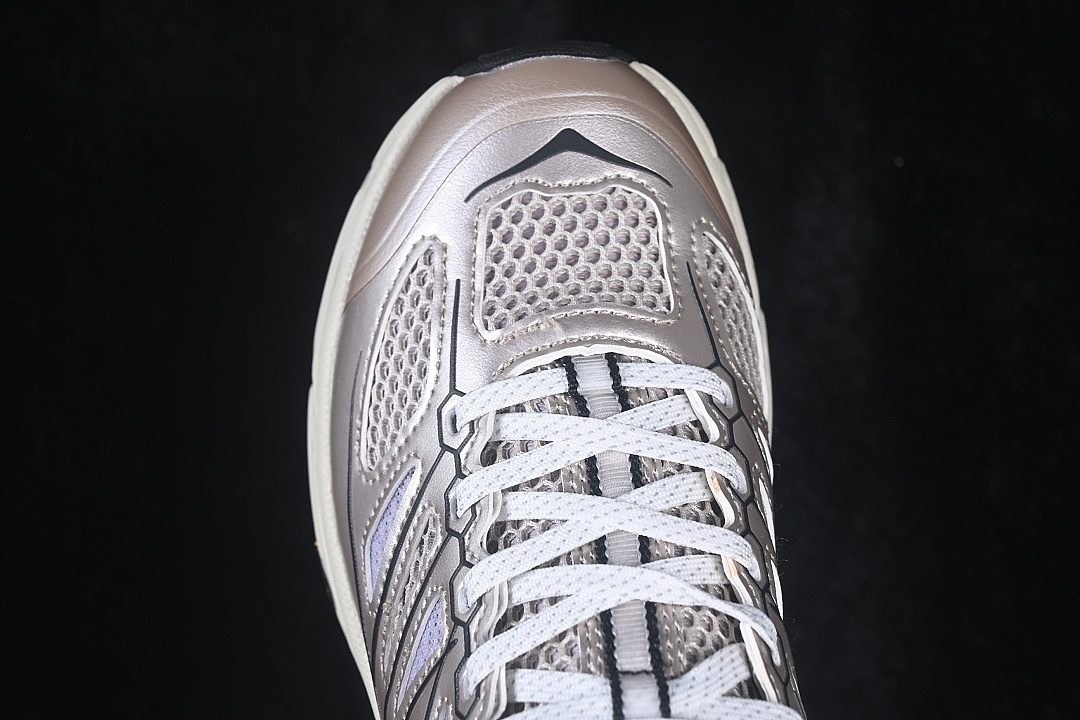 Hoka [1171891 PLCK]-[THICK SOLED LIGHTWEIGHT MOUNTAIN SHOES GREY/SILVER]-[WOMAN:36-39]-[MAN:40-45] - Image 9