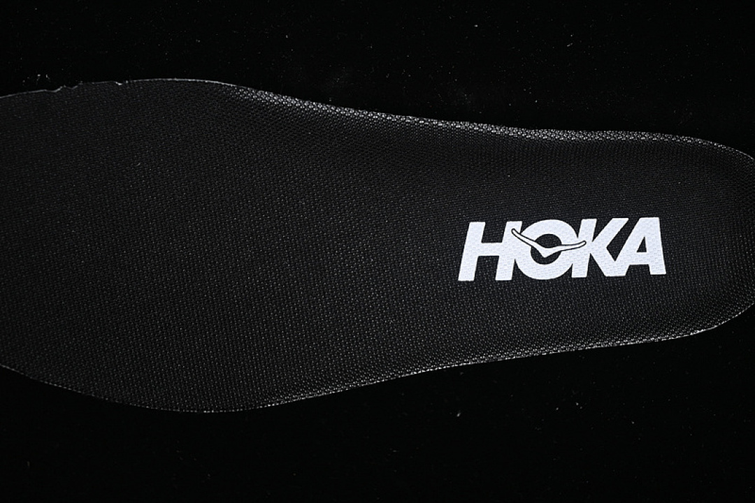 On Running [1162012 BRGL]-[HOKA ONE BONDI 9 BLACK/WHITE/YELLOW]-[WOMAN:36-39]-[MAN:40-45] - Image 4