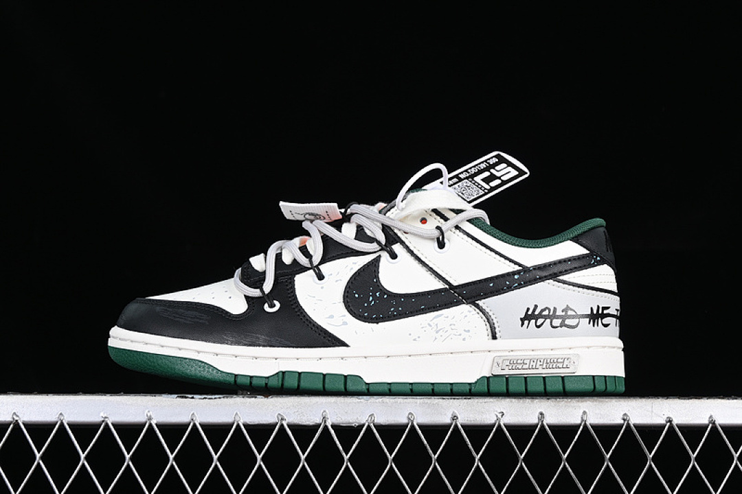 Unbranded [DD1391-300]-[DUNK LOW MIAMI HURRICANES WHITE/BLACK]-[WOMAN:36-39]-[MAN:40-46], photo 1