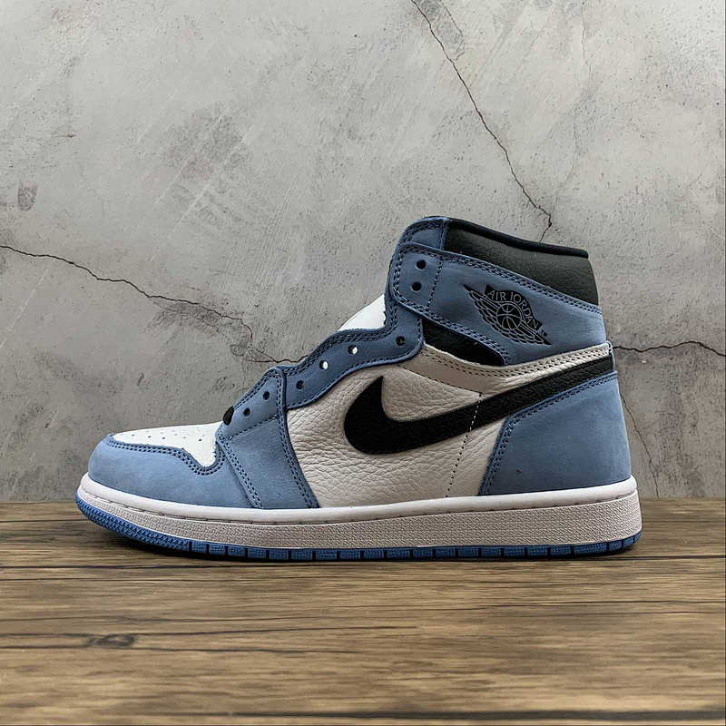 Jordan AIR Jordan 1 RETRO HIGH OG WHITE/UNIVERSITY BLUE/BLACK · 555088-134, photo 1
