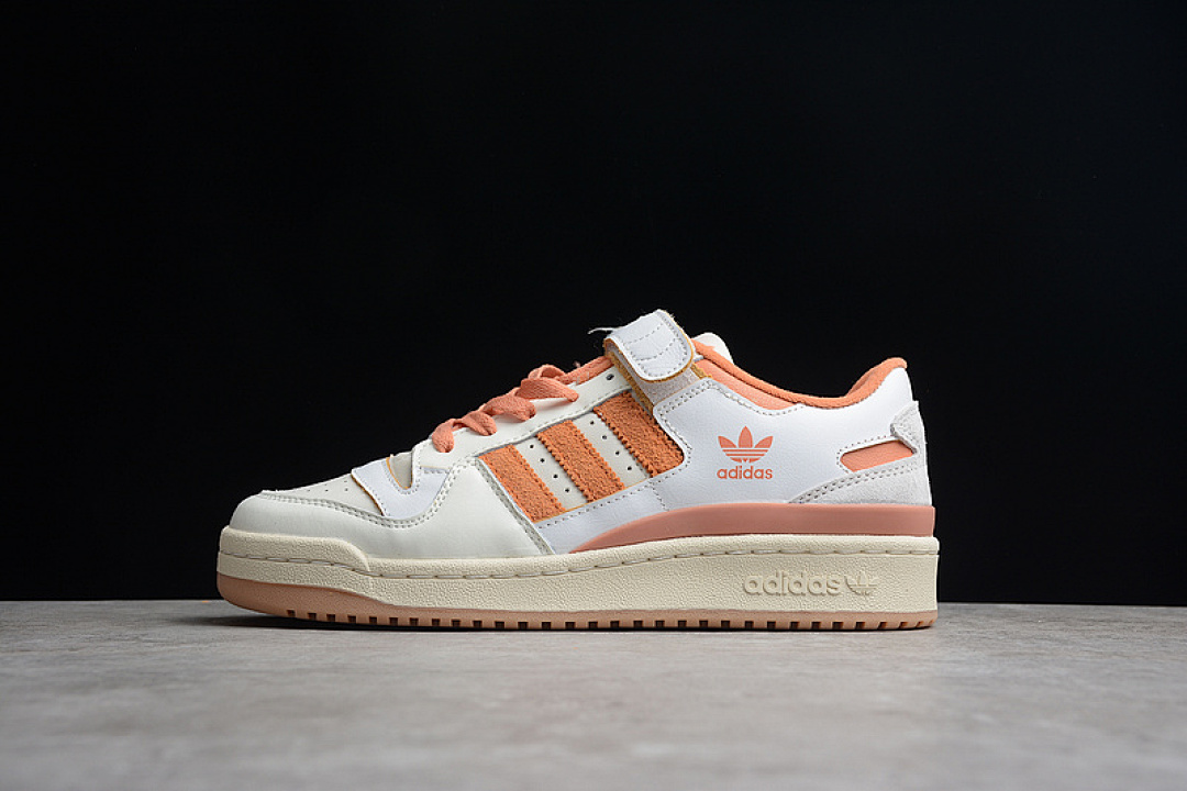 Unbranded [G57966]-[FORUM 84 LOW CLOUD WHITE/HAZY COPPER/CREAM WHITE]-[WOMAN:36-39]-[MAN:40-45], photo 1
