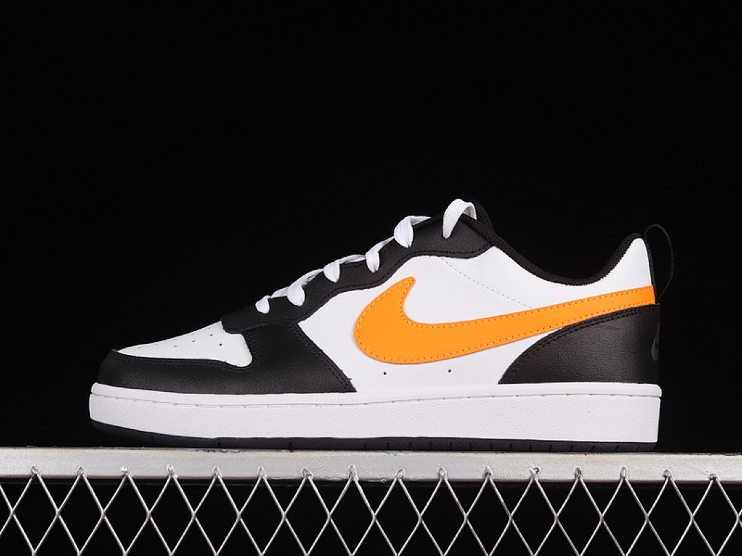 Unbranded [BQ5448-115]-[COURT BOROUGH LOW 2 GS WHITE/BLACK/DARK SMOKE GREY/TOTAL ORANGE]-[UNISEX:36-45], photo 1