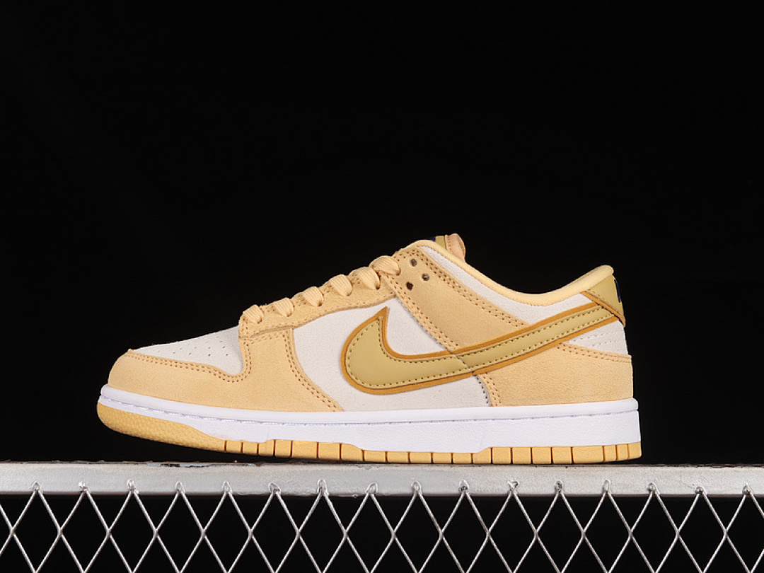 Nike DUNK LOW LX CELESTIAL GOLD/WHEAT GOLD/SAIL/GOLD SUEDE/MIDNIGHT NAVY/WHITE · DV7411-200, photo 1