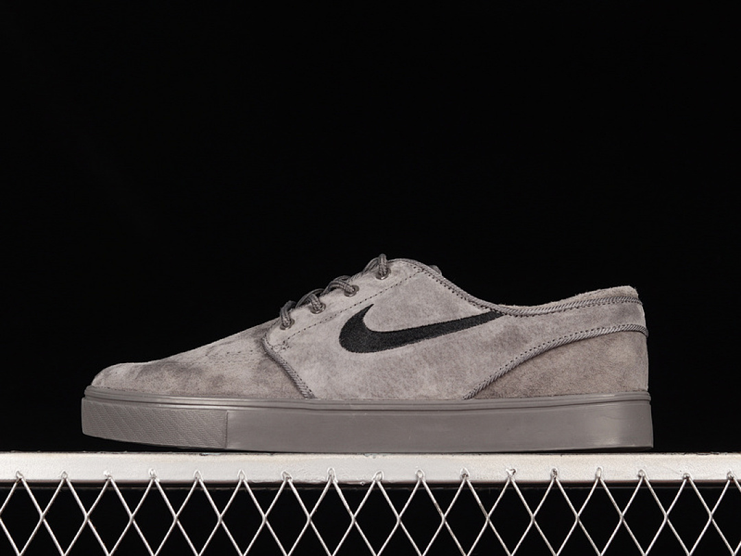 Unbranded [633014-100]-[SB ZOOM BLAZER LOW QS GREY/GREY/BLACK]-[MAN:40-44], photo 1